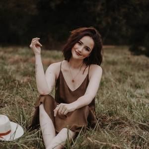 Meet your Posher, Lindsey